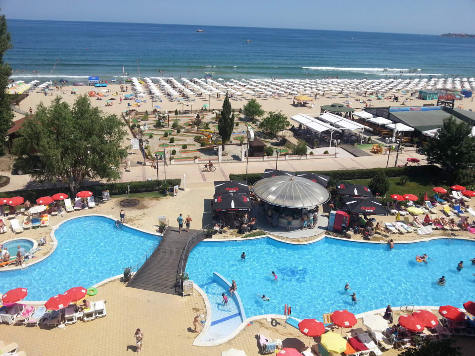 Blick vom Balkon unseres Zimmers Sentido Neptun Beach