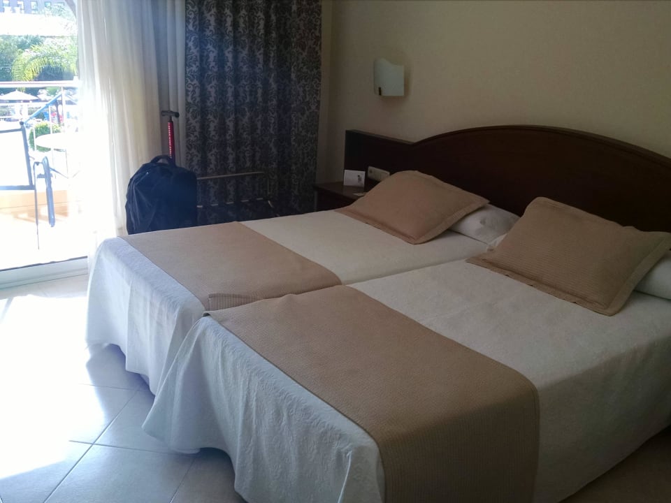 Zimmer Hipotels Barrosa Garden