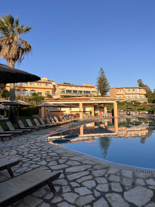 Außenansicht Ibiscus Hotel Corfu
