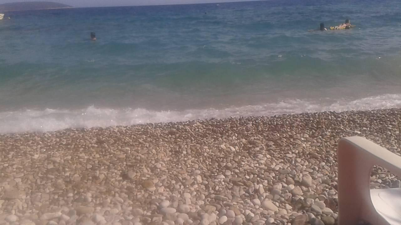 Kiesstrand The Grove Seaside Hotel