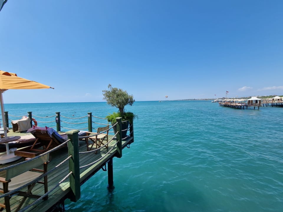 Strand Arum Barut Collection