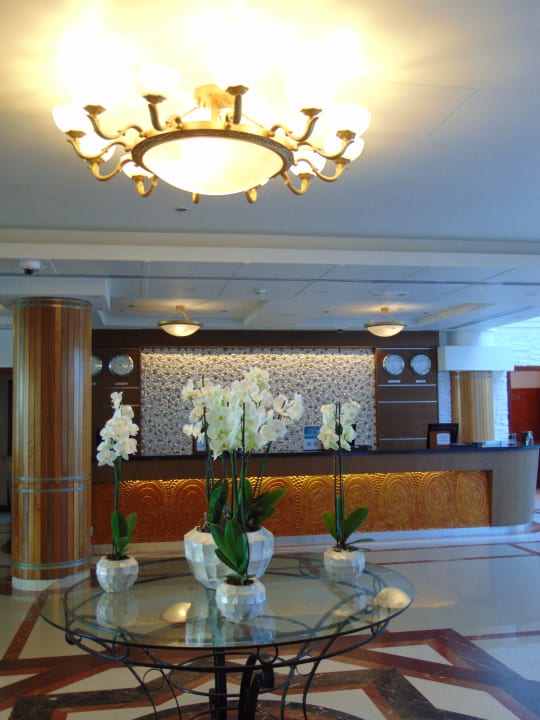Lobby Fujairah Rotana Resort & Spa