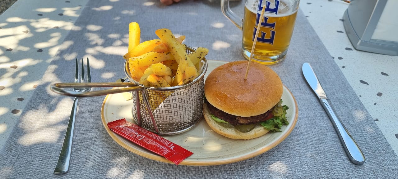 Strand Melas Resort Hotel