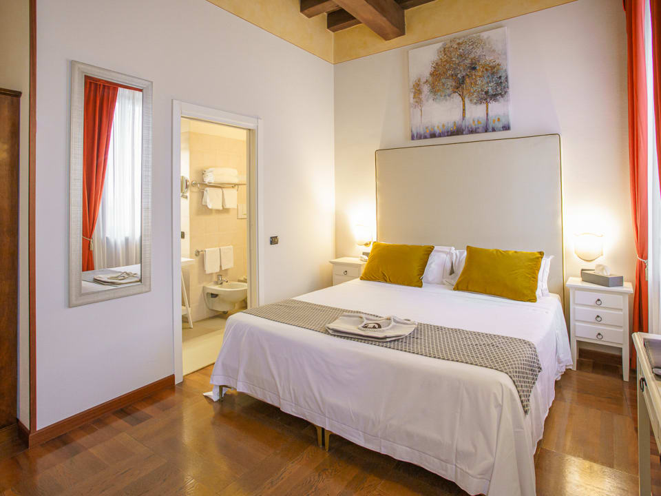 Zimmer Hotel Villa Cariola