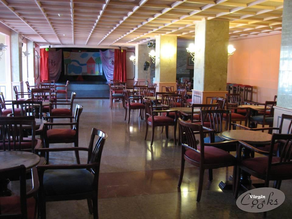 Barraum mit Bühne Reverence Mare - Adults only