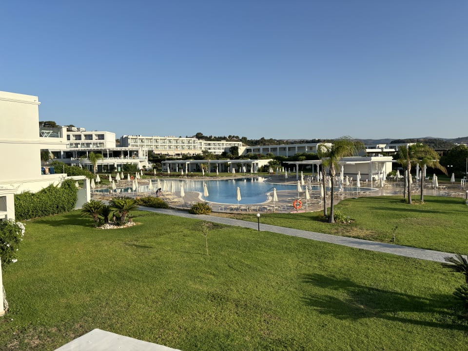 Pool Asterias Beach Resort
