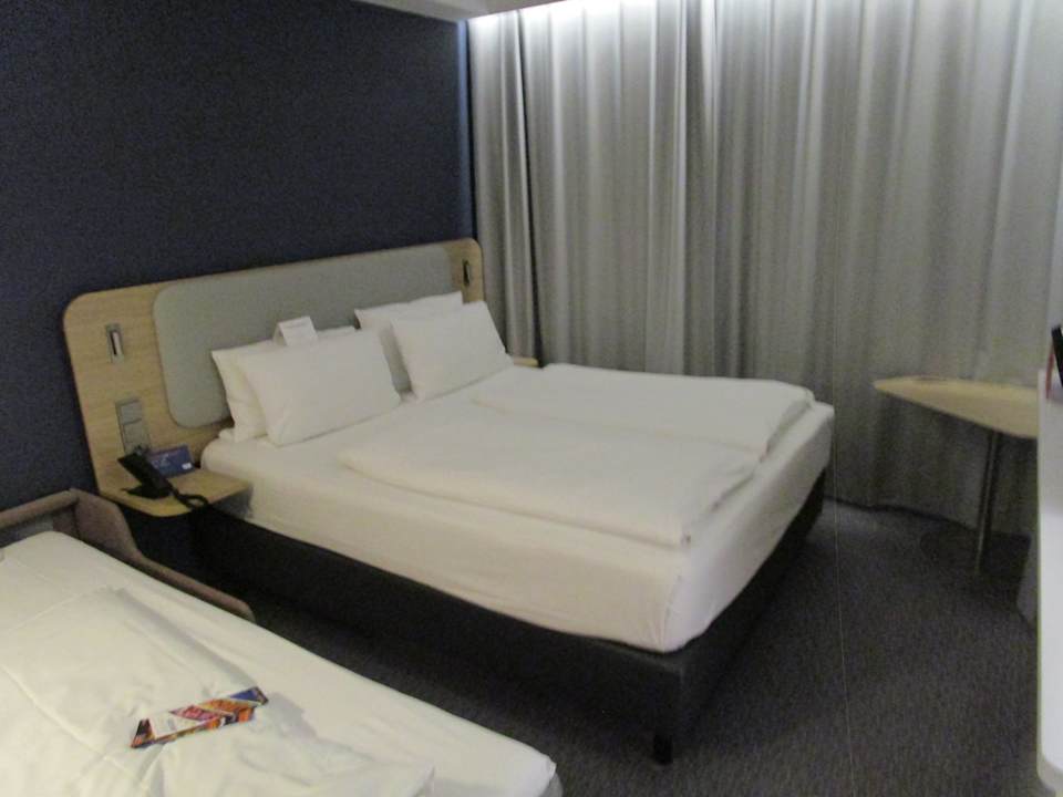 Zimmer Holiday Inn Express Ringsheim