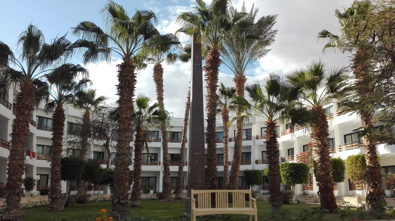 Außenansicht The Grand Hotel Hurghada