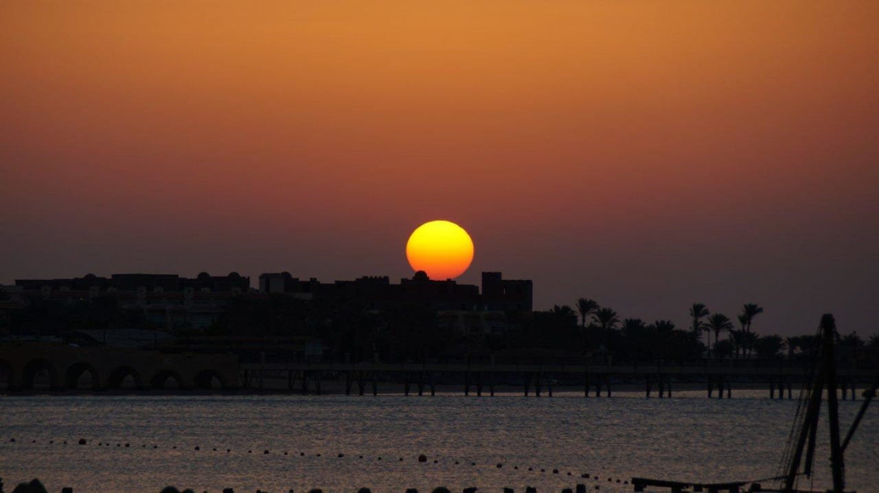 Sonnenaufgang Old Palace Resort Sahl Hasheesh