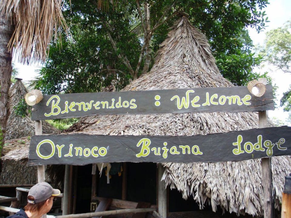 Eingang zum Camp Orinoco Bujana Lodge