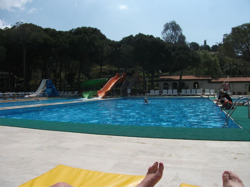 Pool Hotel Grand Efe