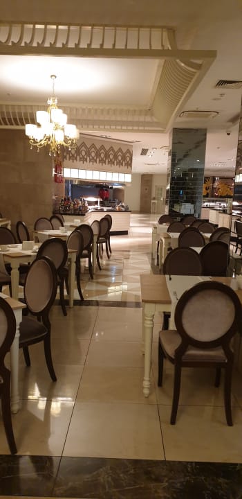 Gastro Well Palace Side