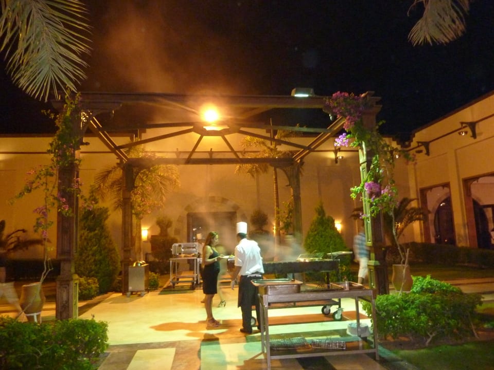 Jeden Abend wurde gegrillt Stella Beach Resort & Spa Makadi Bay
