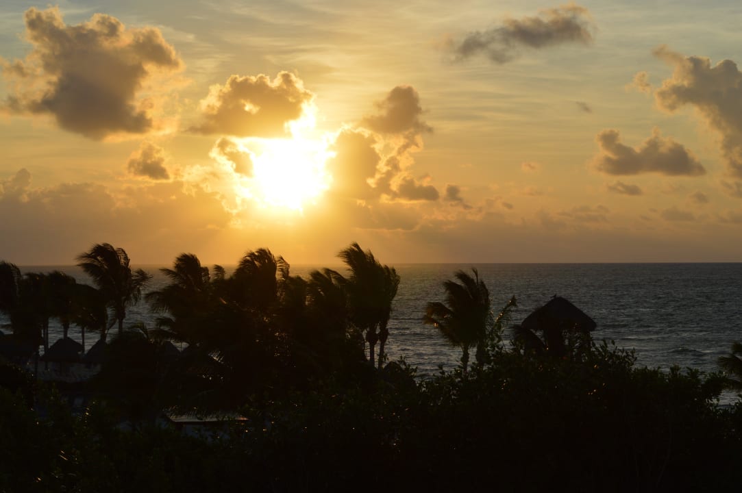 Sonnenaufgang BlueBay Grand Esmeralda