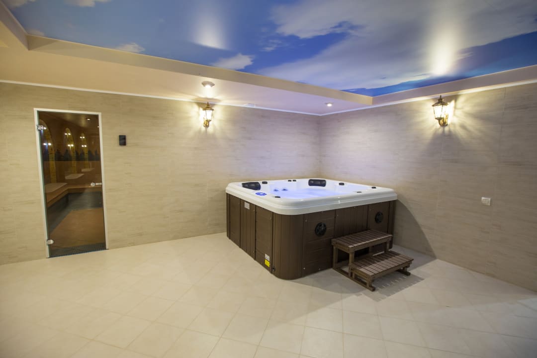 Pool Diamant Domodedovo