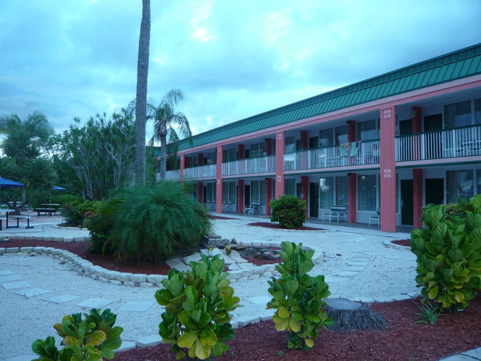 Sicht vom Parkplatz Wyndham Garden Hotel Fort Myers Beach