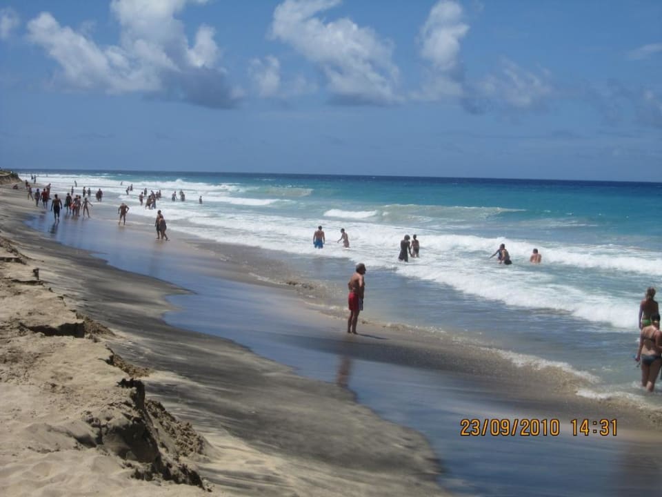 Strand linke Seite Hotel Riu Funana