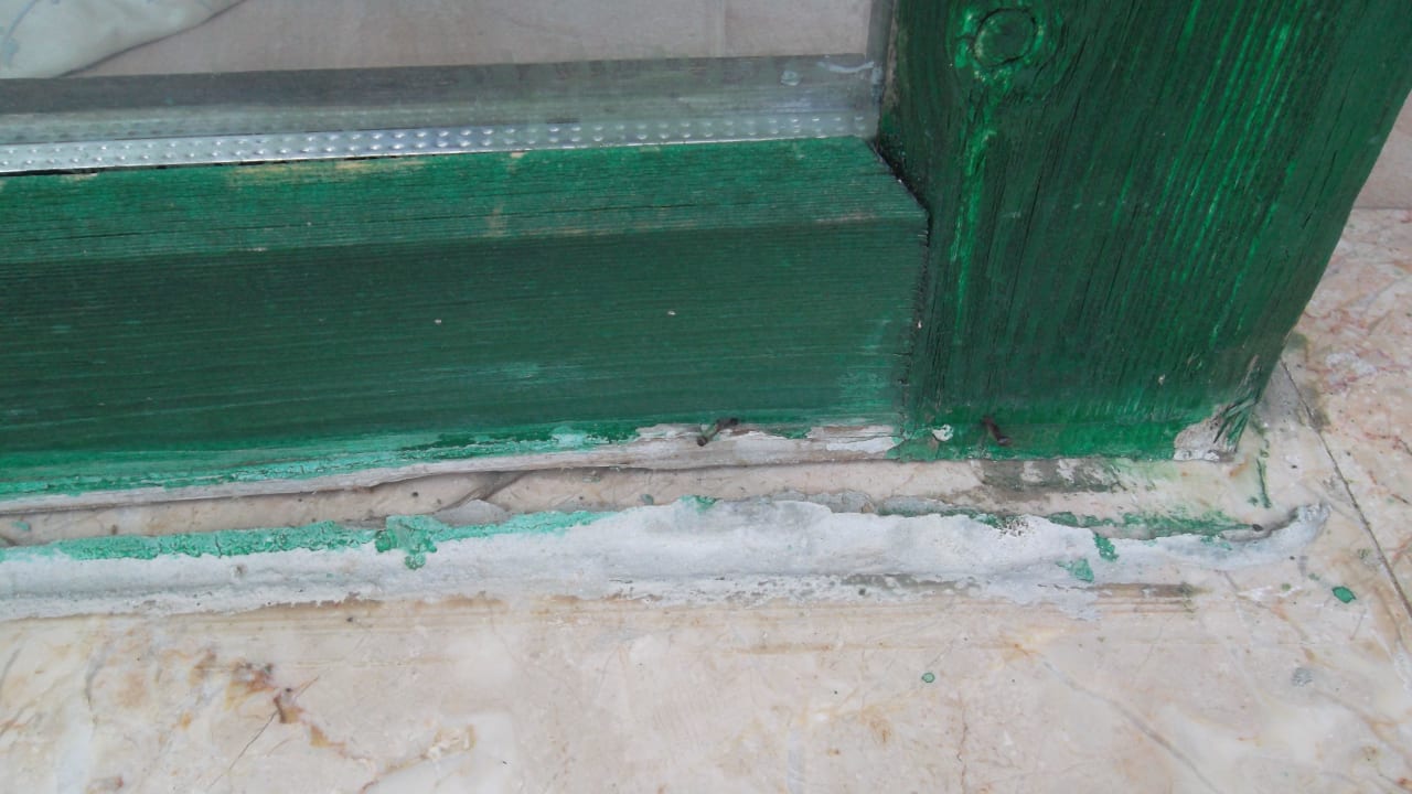 Tür mit Silikon einfach zugeklebt Oz Hotels Incekum Beach