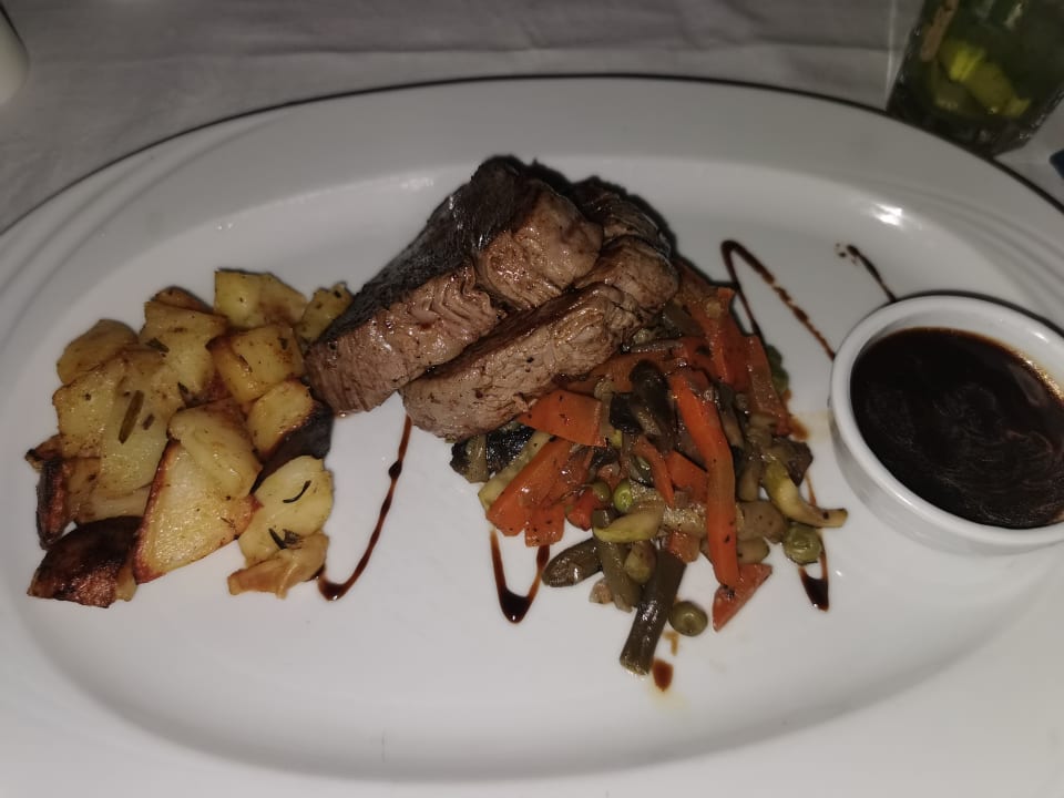 Gastro Fort Arabesque Resort, Spa & Villas