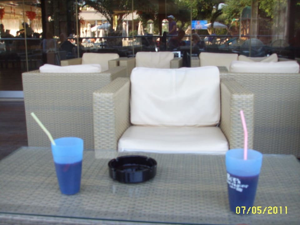 Außen-Sitzbereich Ialyssos Bay