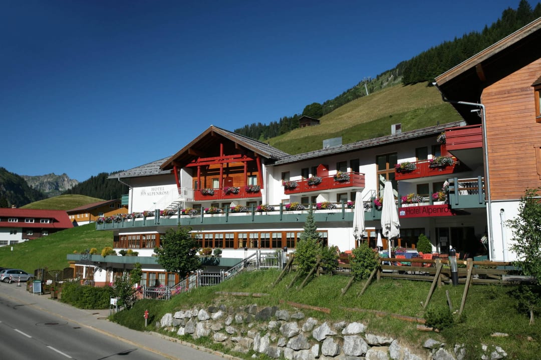 Außenansicht IFA Alpenrose Hotel Kleinwalsertal