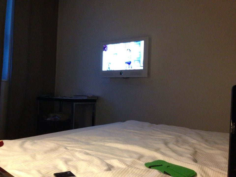 Position des Fernsehers Motel One Berlin-Bellevue