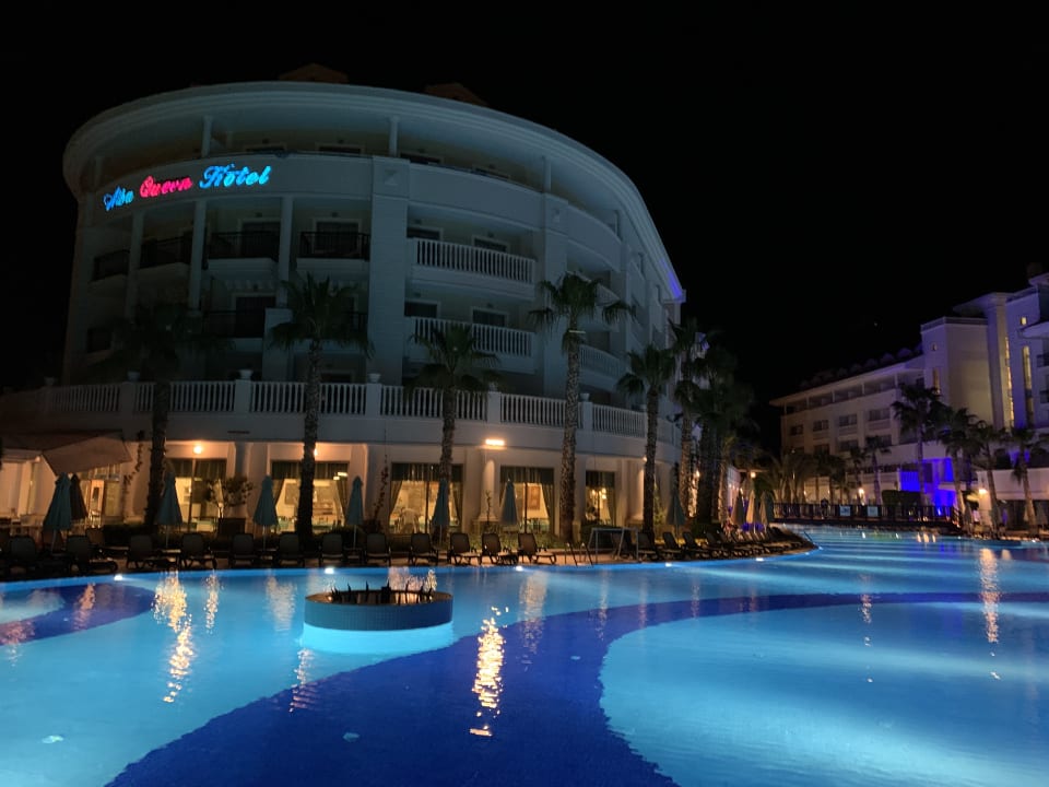 Pool Alba Queen Hotel