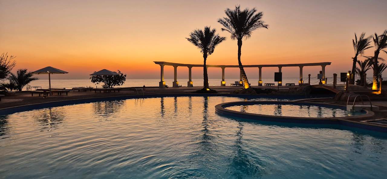 Pool Three Corners Equinox Beach Resort