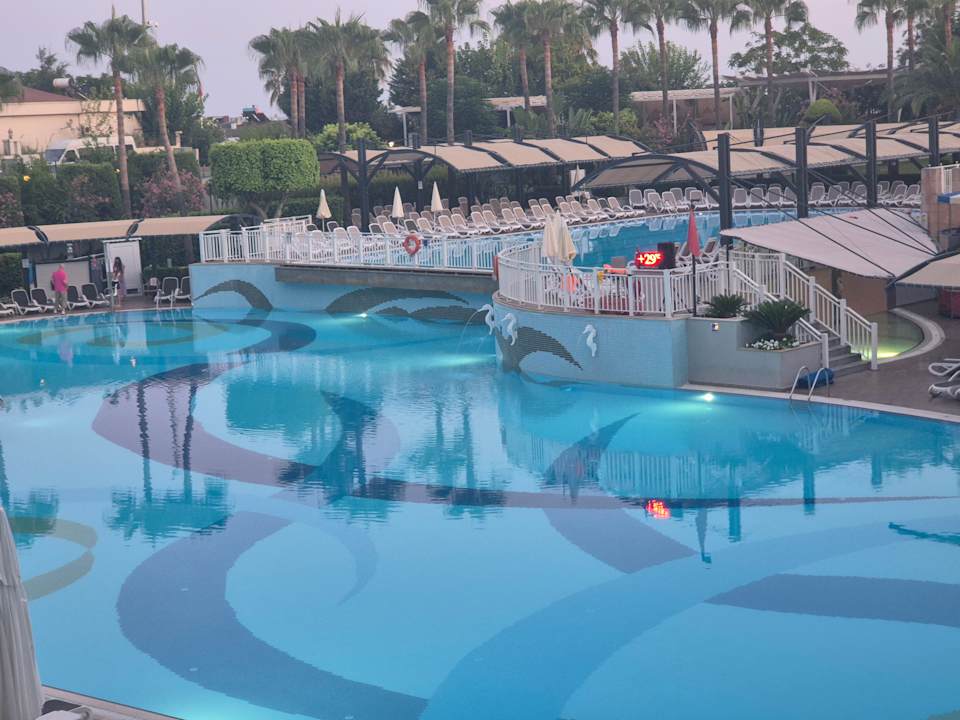 Pool Aydinbey Kings Palace & Spa