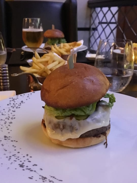 Restaurant The St. Regis Saadiyat Island Resort, Abu Dhabi