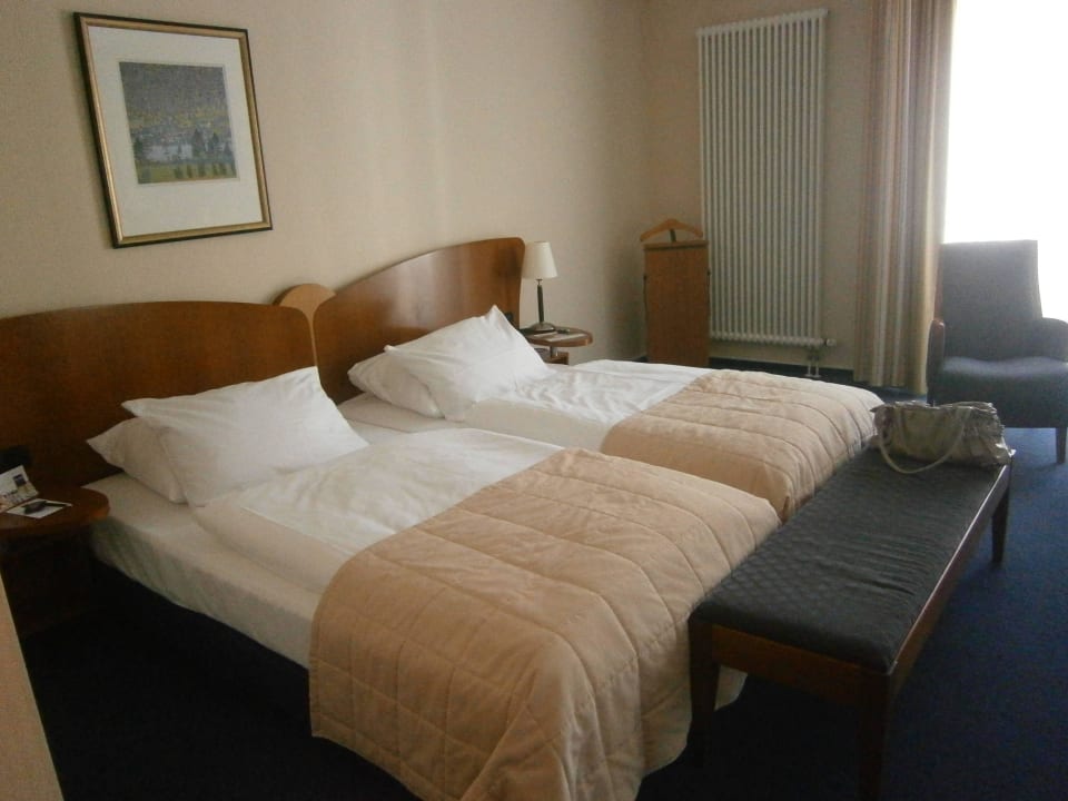 Doppelbett Hotel Dorint Charlottenhof Halle