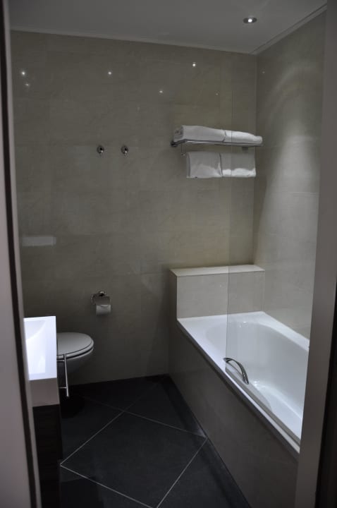 Badewanne mit Duschmöglichkeit Hotel Sint Nicolaas