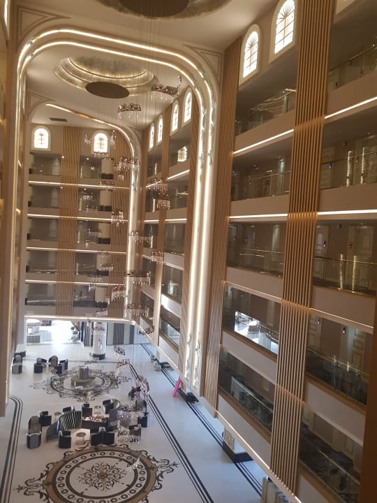 Lobby Haydarpasha Palace