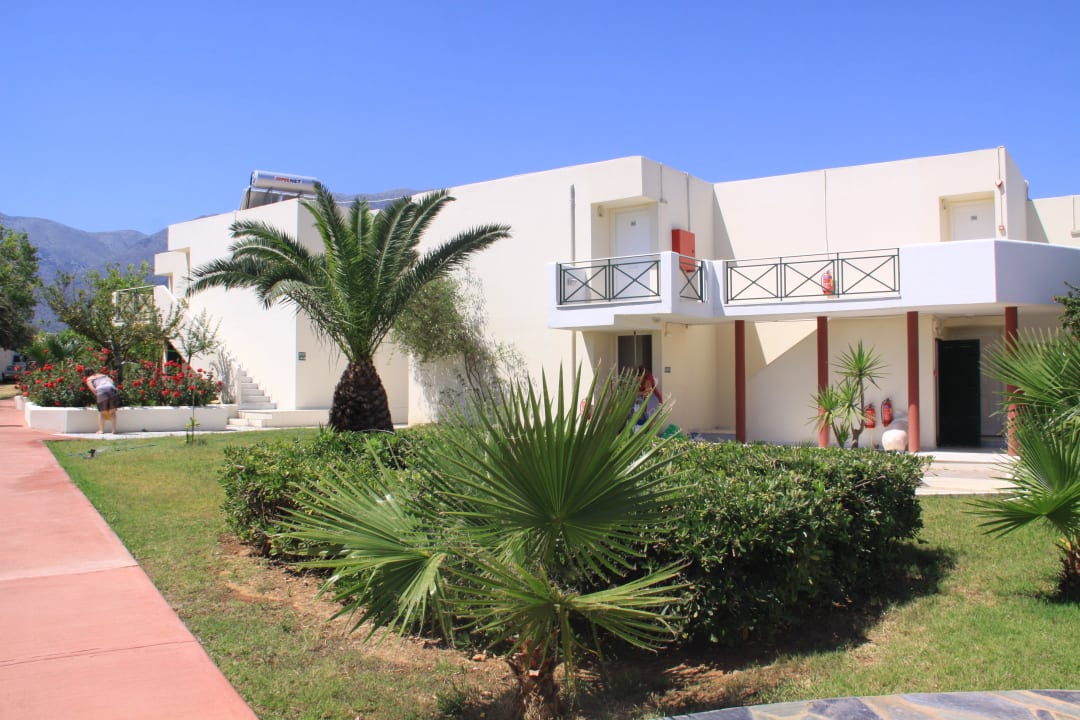 Территория отеля1 HARPIN Georgioupolis Resort Aquapark & SPA