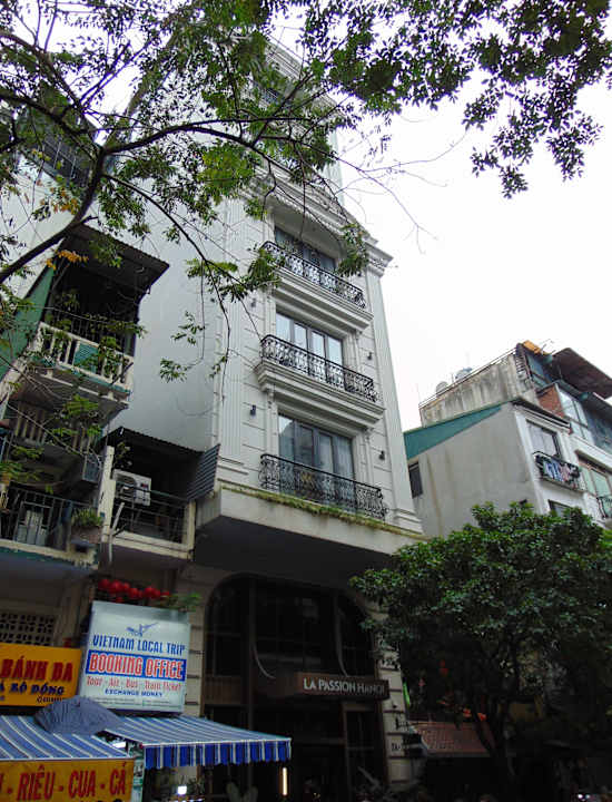 Außenansicht La Passion Hanoi Hotel & Spa