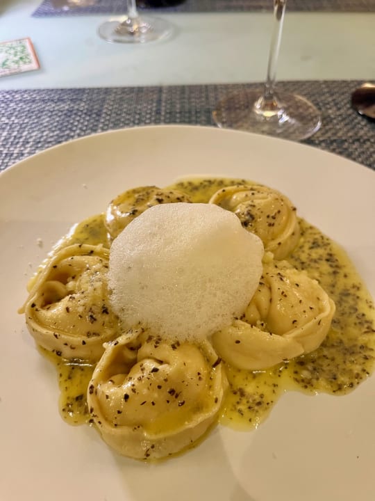 Gastro Emerald Faarufushi Resort & Spa