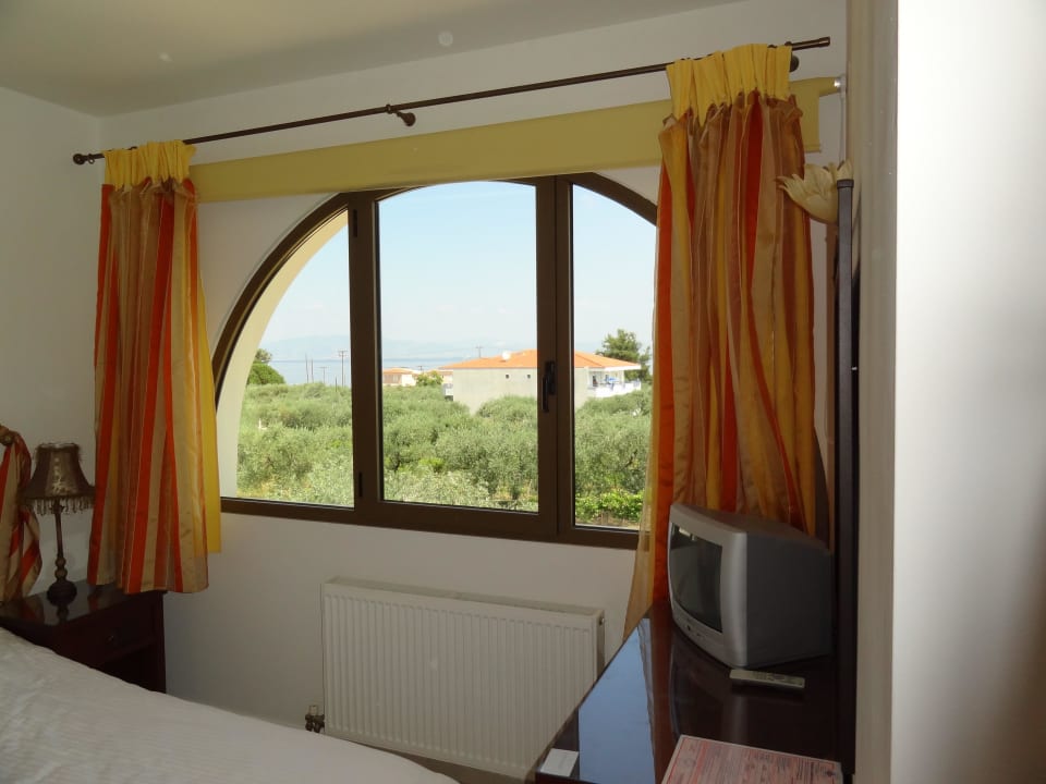 Ausblick aus dem Schlafzimmer Apartments Maryan