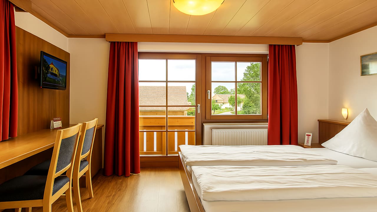 Zimmer GarniHotel zur Linde