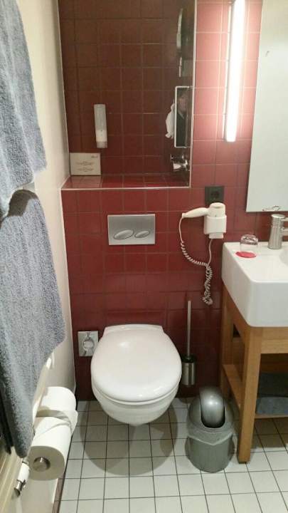 Toilette  Auszeit Hotel Düsseldorf
