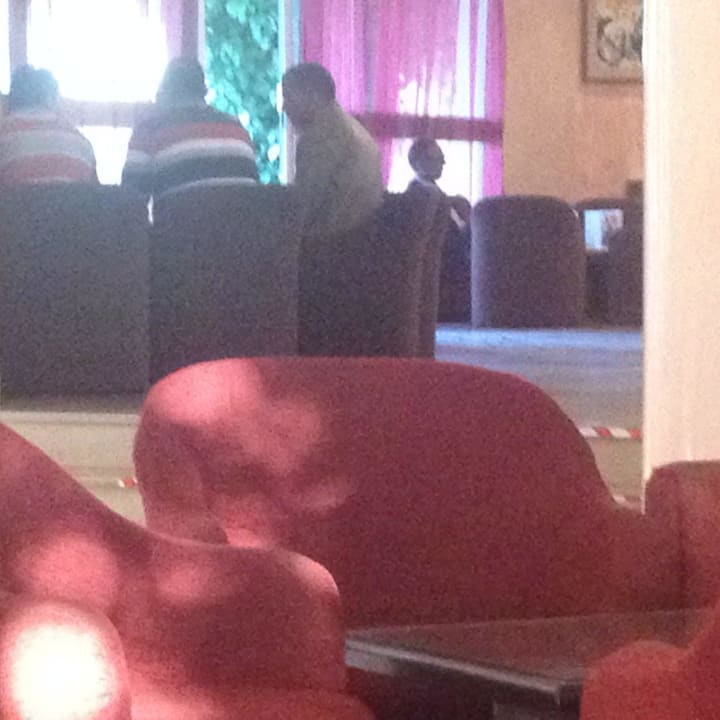 Tunisiens en train de picoler 1 Hotel Club Acquaviva