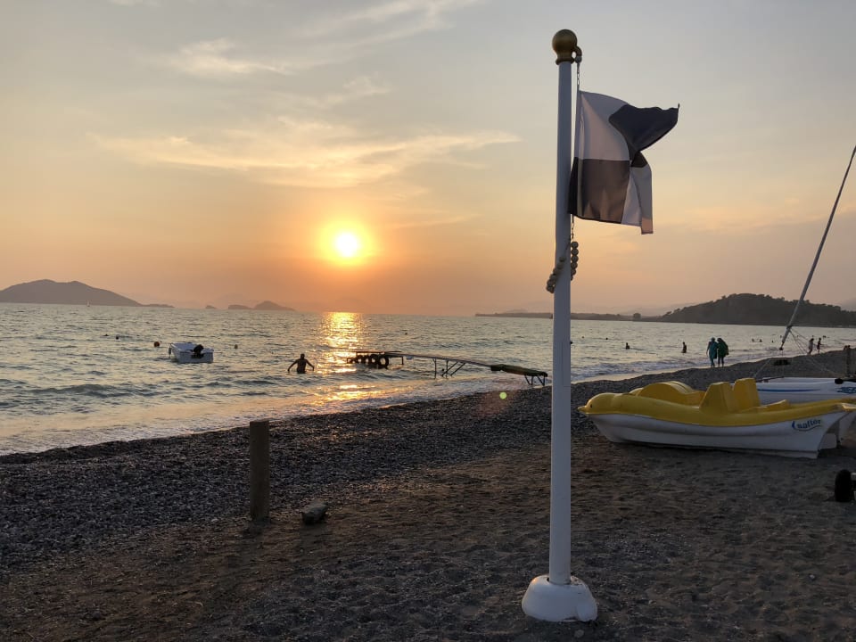 Strand Jiva Beach Resort