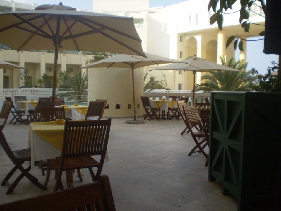 Bar Innenhof Medina Solaria & Thalasso