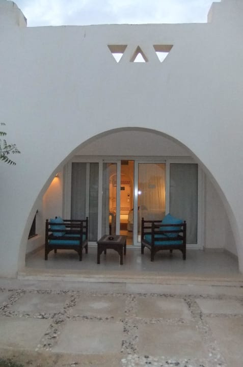 Zimmer / Erdgeschoss mit Terrasse Hilton Marsa Alam Nubian Resort