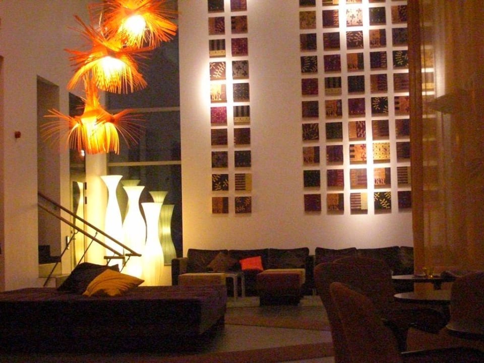 Foyer am Abend Best Western Plus Time Hotel