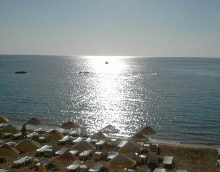 ...beim Frühstück...at the breakfast... Salamis Bay Conti Resort Hotel & Casino