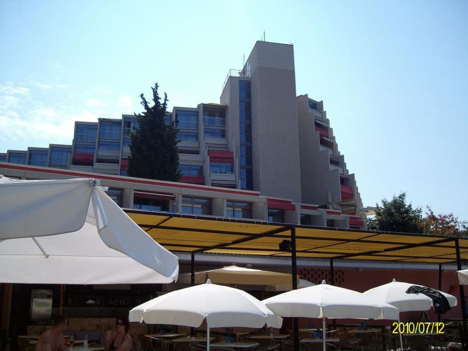 Hotel vom Pool gesehen Rubin Hotel