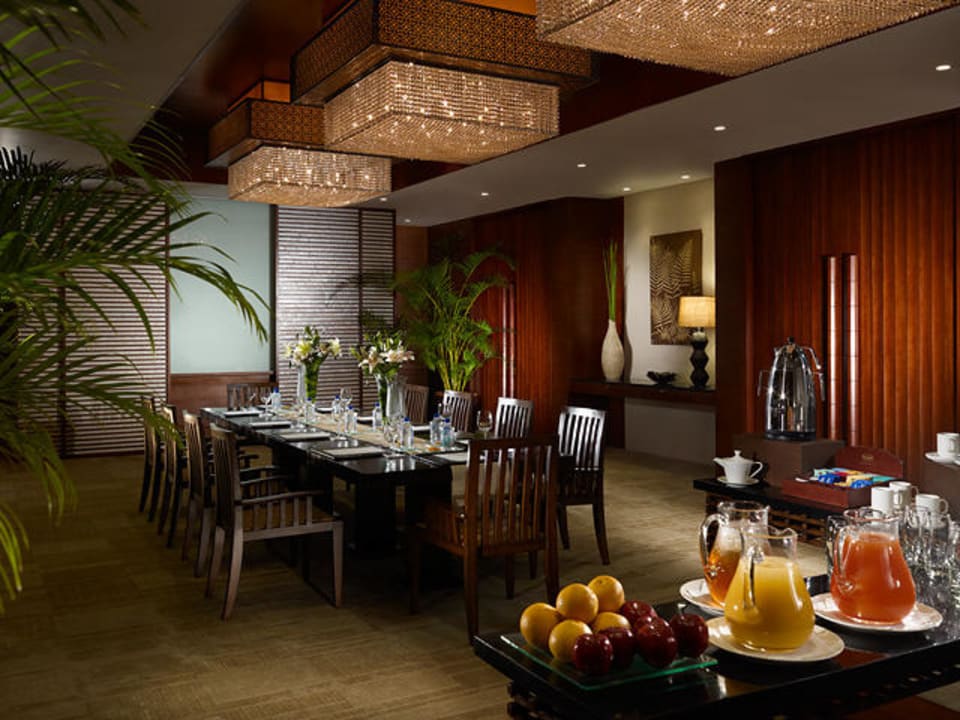 Wani Boardroom Hotel Shangri-La's Boracay Resort & Spa