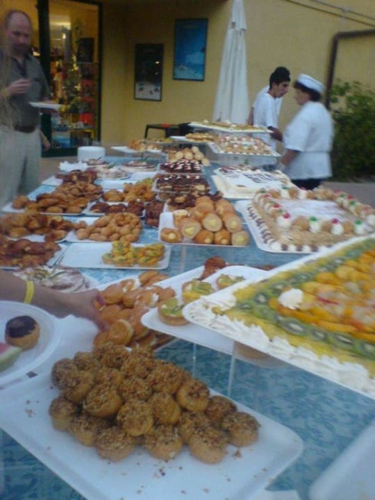 Buffet Falkensteiner Club Funimation Garden Calabria