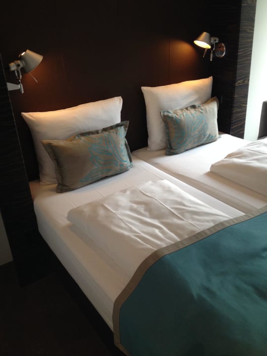 Das bequeme Bett Motel One Köln-Mediapark
