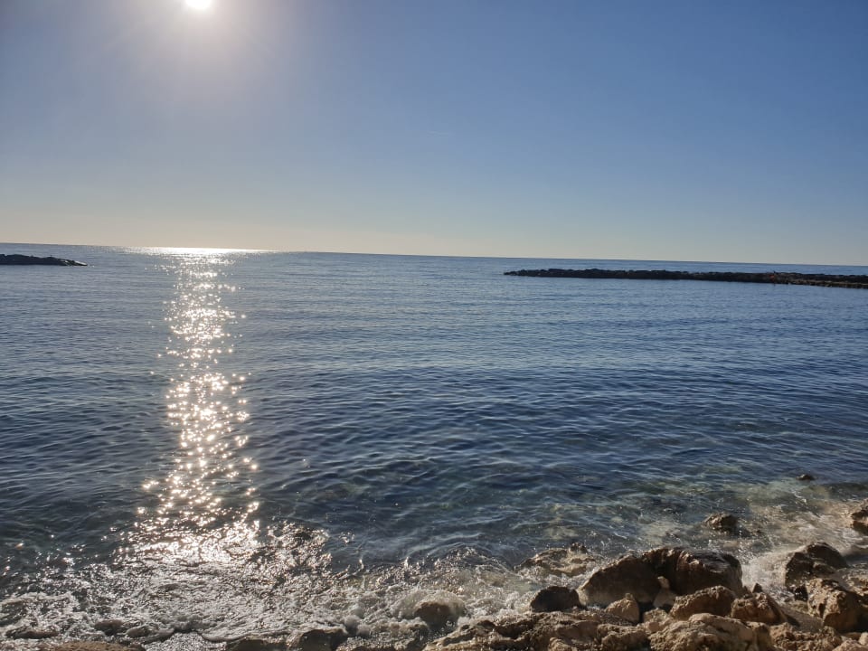 Strand Hotel Ilusion Moreyó